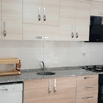 SATILIK 1.KAT  YENİ BİNA